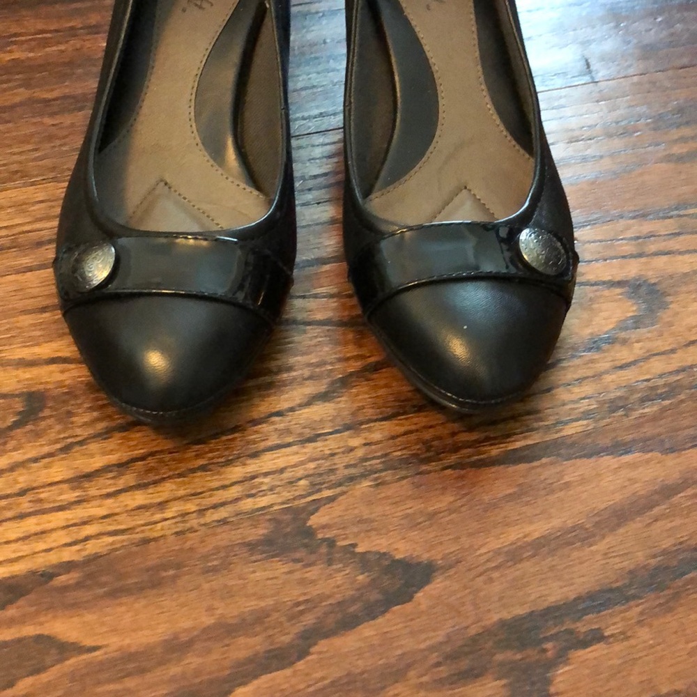 Navy shoes